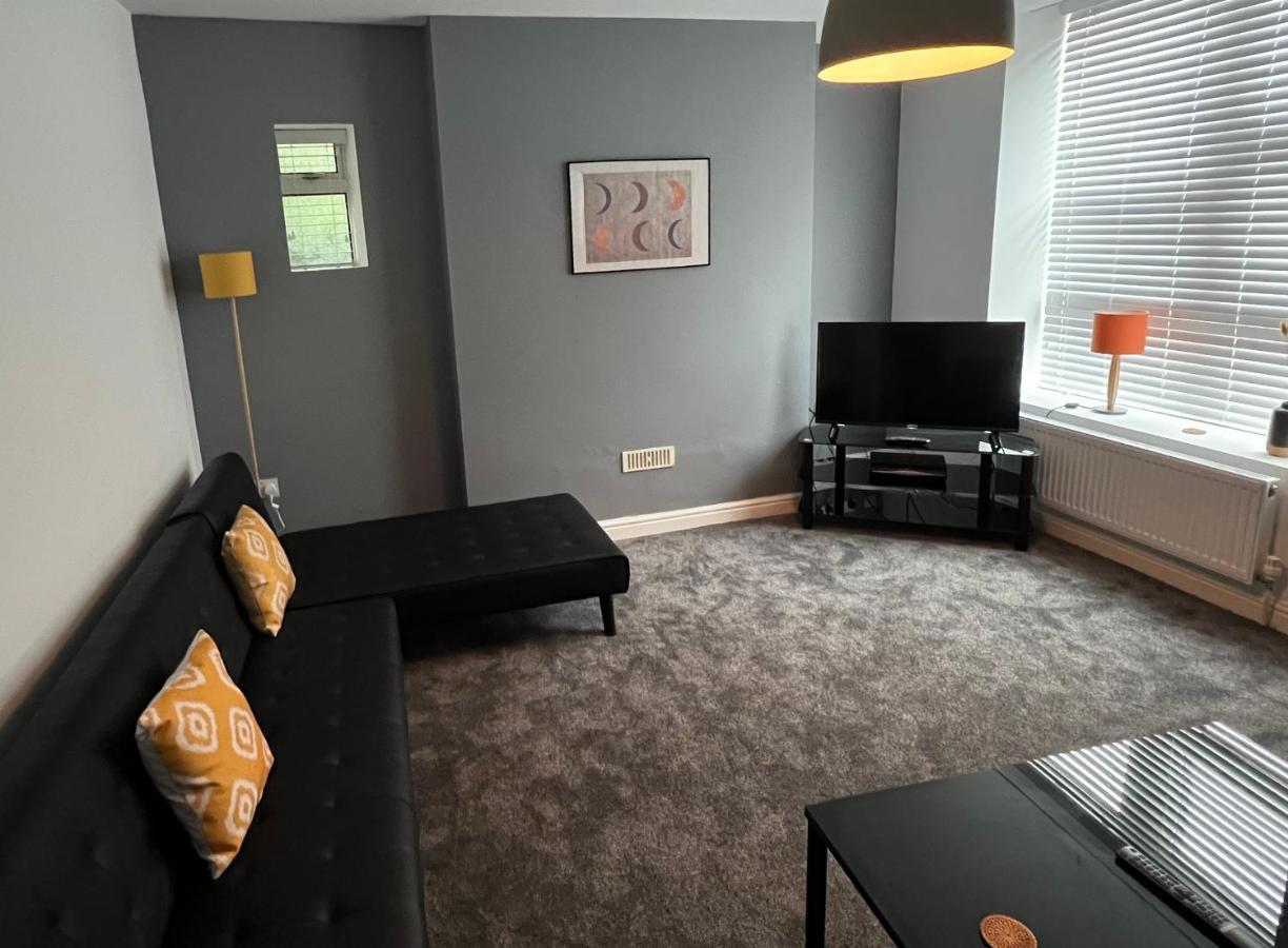 Spacious Ground Floor Suite Comfortably Sleeps Up To Eight Halifax Ngoại thất bức ảnh