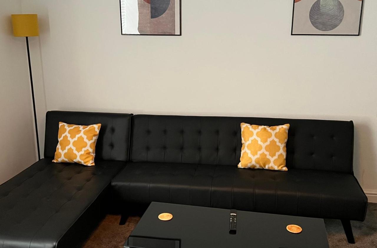 Spacious Ground Floor Suite Comfortably Sleeps Up To Eight Halifax Ngoại thất bức ảnh